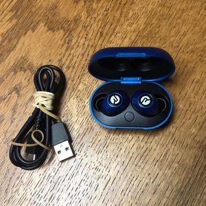 Blue Raycon everyday earbuds